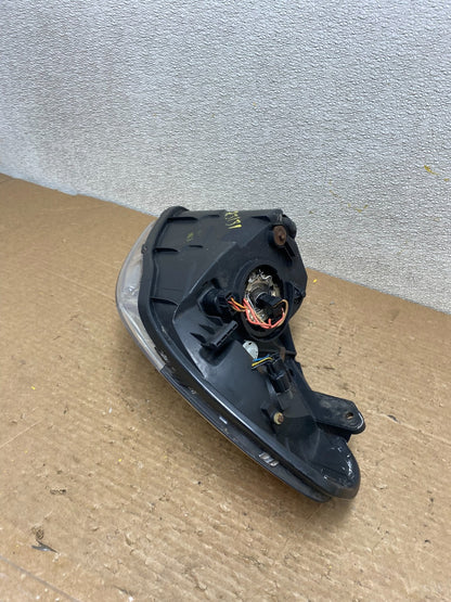 2006 to 2011 Hyundai Accent Sedan Right Passenger  Halogen Headlight Z3131 DW6