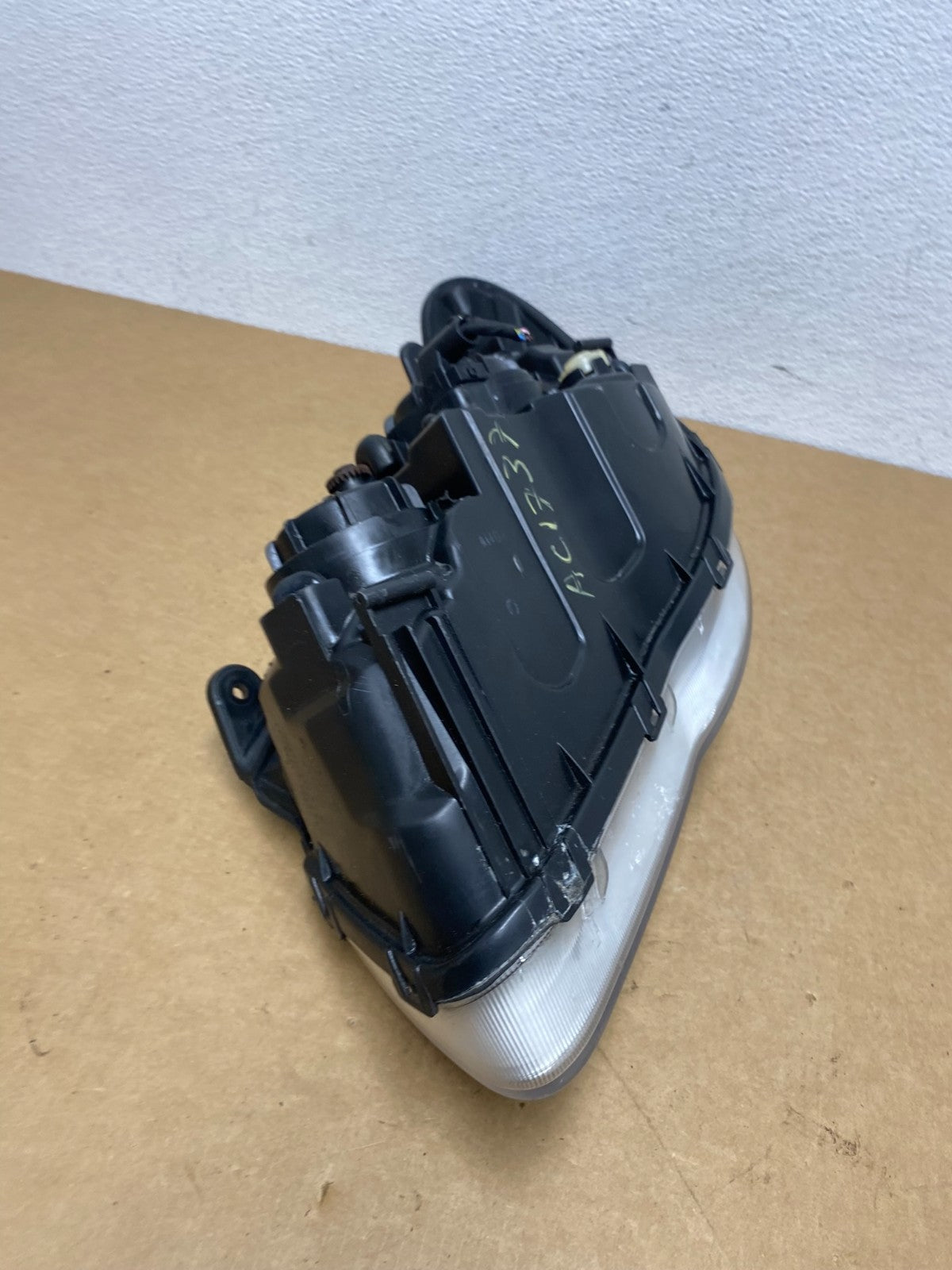 2007 2008 2009 2010 Hyundai Elantra Right Passenger Side Headlight AC1737 DW6