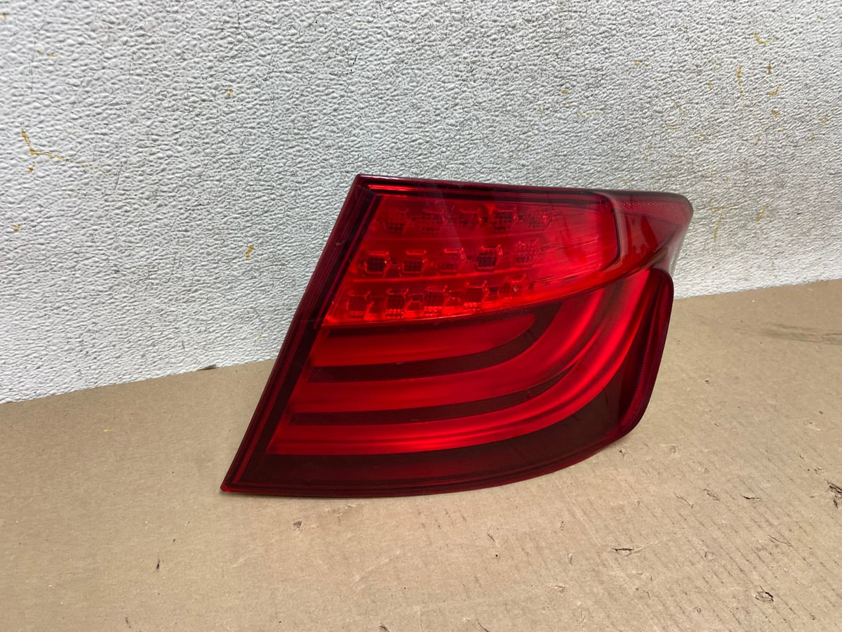 2011 2012 2013 BMW 5 Series F10 Right Passenger Rh Side Tail Light AH6771 LK1
