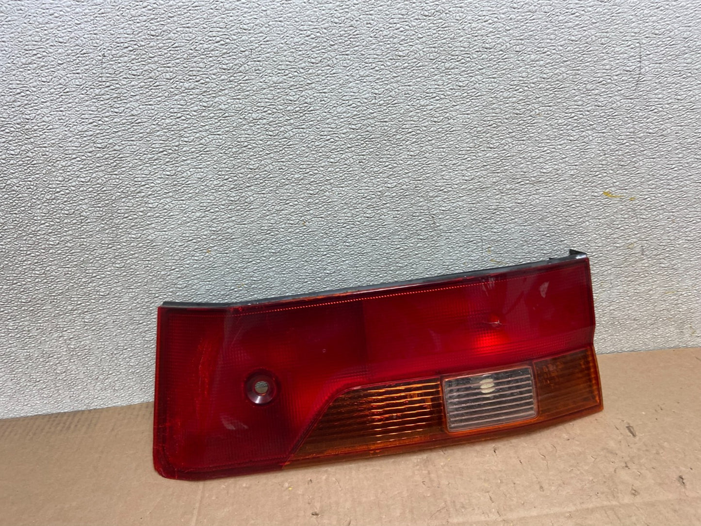 1999 2000 2001 Honda Odyssey Right Passenger RH Tail Light Inner OEM Y2817 DW0