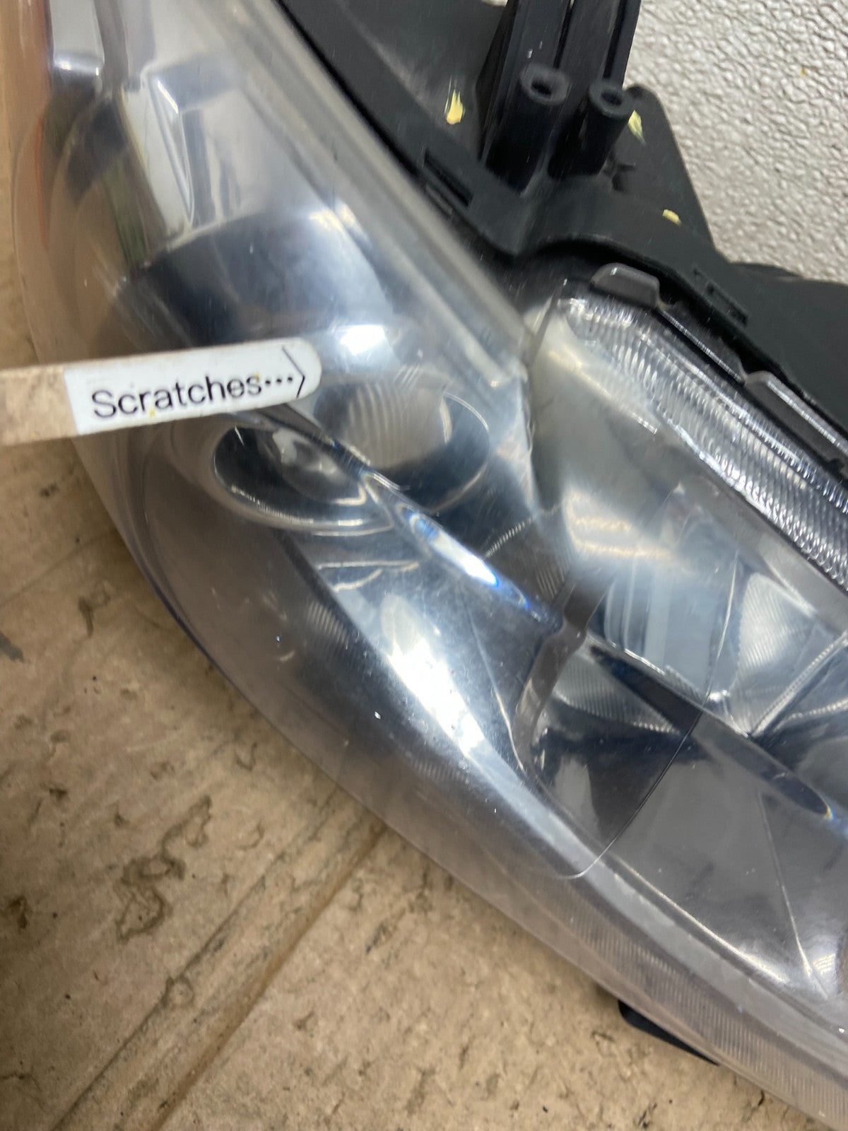 2008 2009 2010 Scion XB Right Passenger RH Headlight Halogen TYC AA6937 DW3