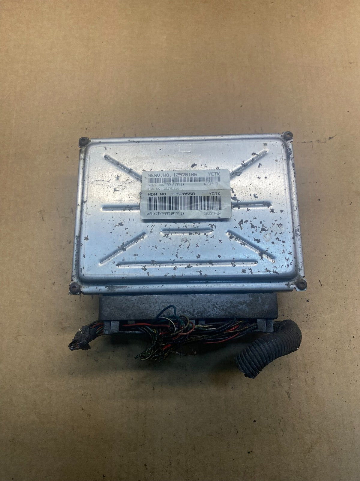 2003-2006 Chevrolet Tahoe Silverado Engine Control Unit Module ECM ECU AH7187 DW0