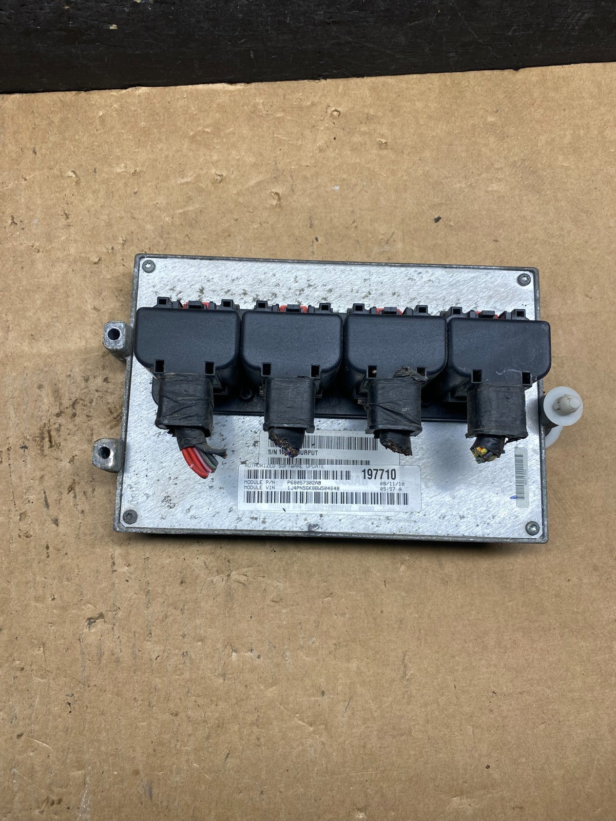 2011 Jeep Liberty 3.7L PCM ECM ECU Engine Control Module p68057302ab AI9837 DW0