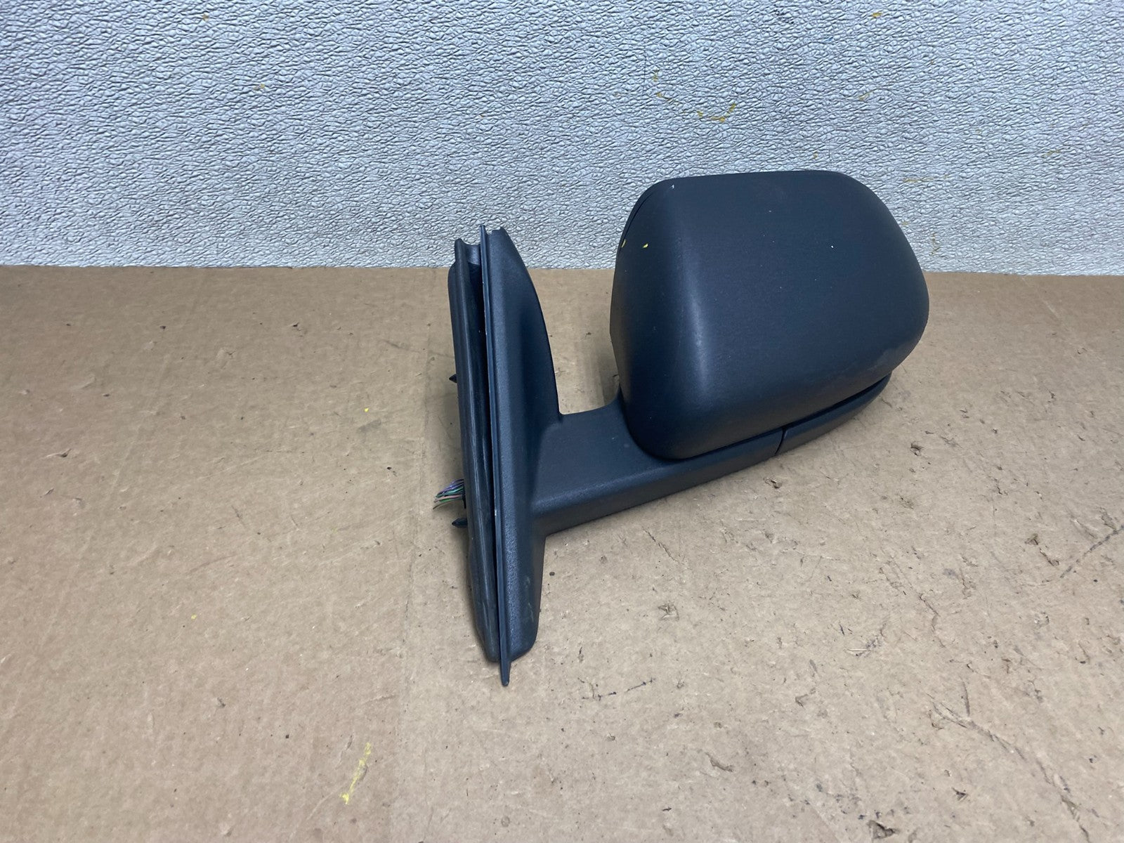 2020 to 2023 Ford Explorer Left Driver LH Side View Door Mirror OEM W9005 DW2