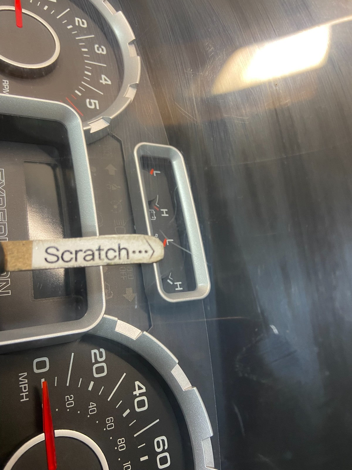 2007 2008 Ford  Expedition Speedometer Cluster Gauge Oem y4539 DG1