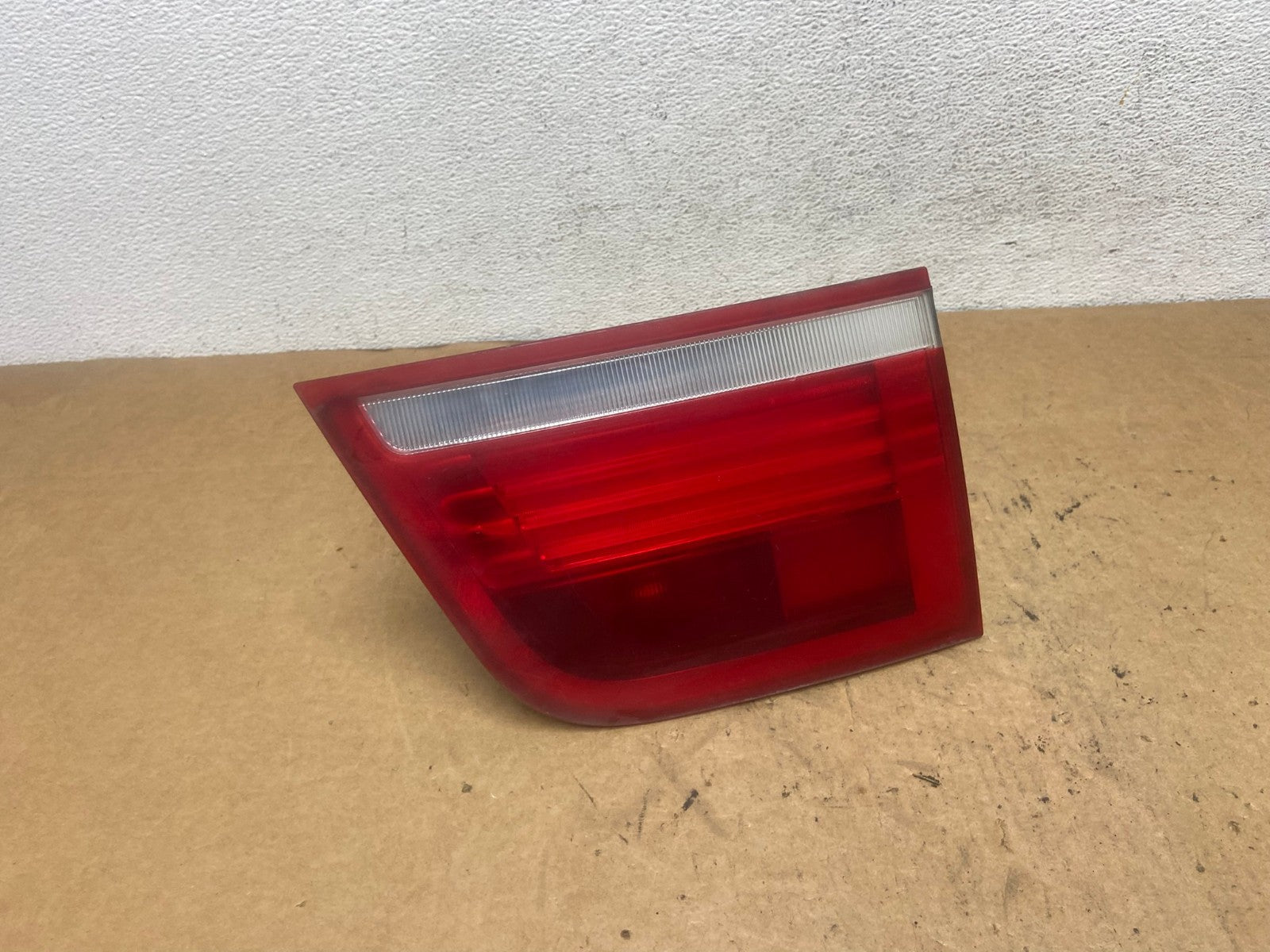 2007 to 2010 Bmw X5 E70 Right Passenger Rh Side Inner Tail Light AD5199 LK0