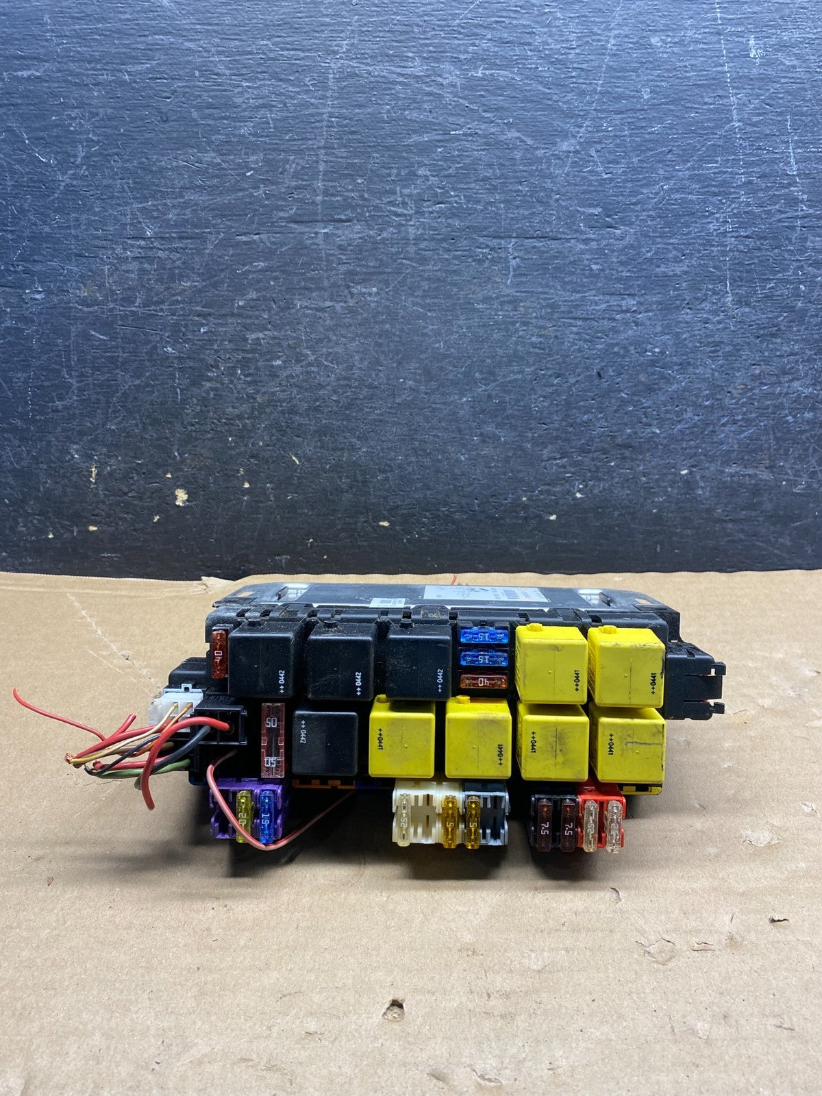 2000 - 2006 Mercedes W215 S430 Front Left SAM Fuse Box Control ai0138 DG1