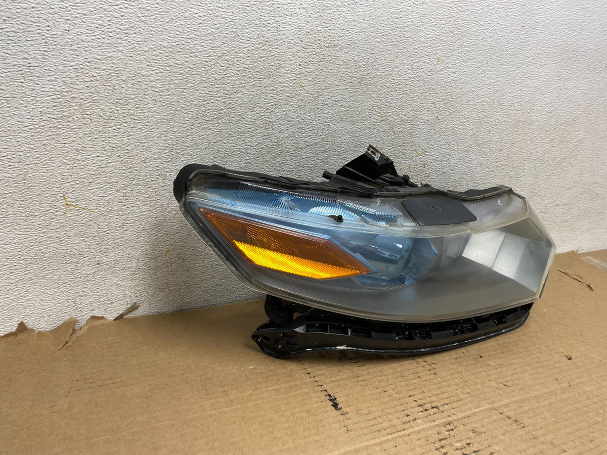 2010 - 2011 Honda Insight Right Passenger RH Halogen Headlight AH4049 DG1