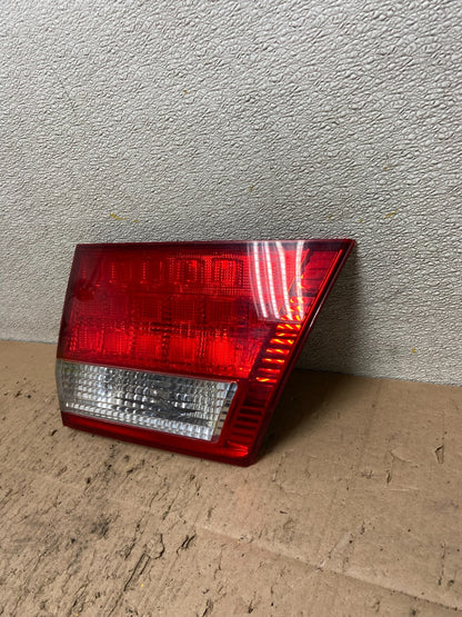 2005 2006 2007 Honda Odyssey Inner Right Passenger RH Tail Light Y4679 DW1