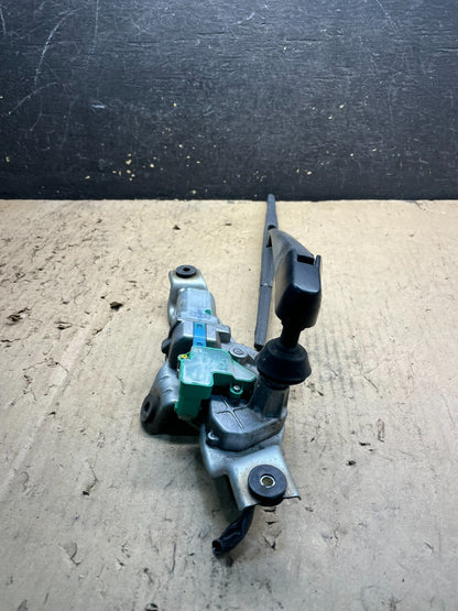 2008 to 2014 Subaru Impreza Hatchback Rear Wiper Motor W6873 PS2