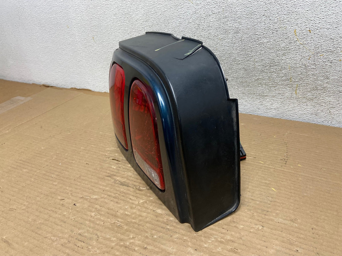1996 1997 1998 Ford Mustang Left Driver LH Side Tail Light AH0612 LK2