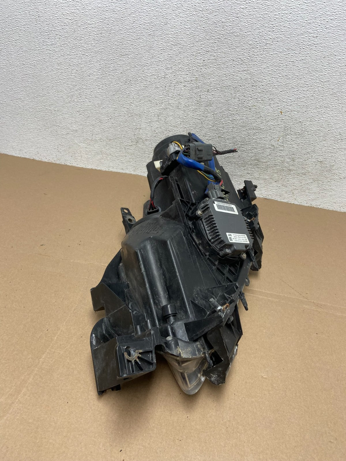 Xenon 2007 to 2009 Mazda CX-7 Right Passenger RH Side Headlight AF4318 DW8