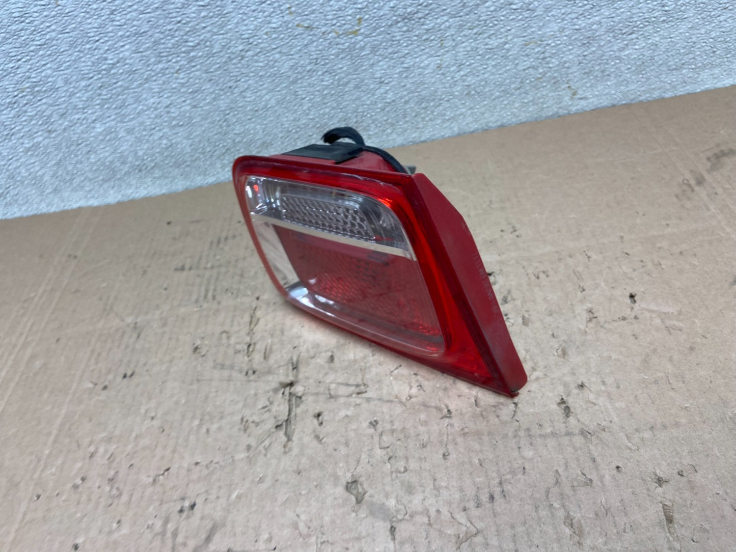 2013-2016 Chevrolet Malibu Left Driver Lh Side Inner Tail Light Oem Y0234 DW1