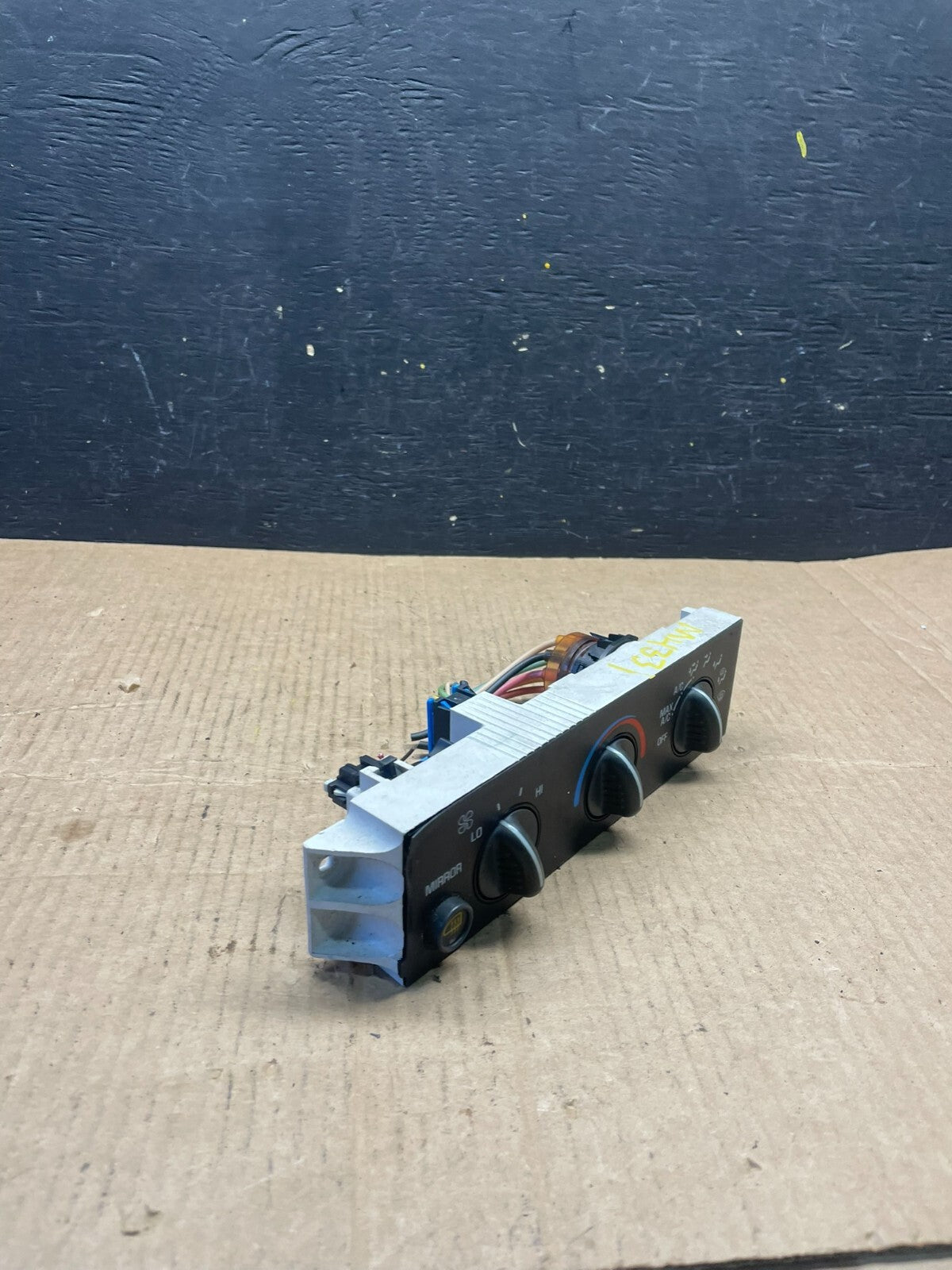 2001 - 2007 GMC Chevrolet Express 1500 Climate Control A/C M4331 DG1