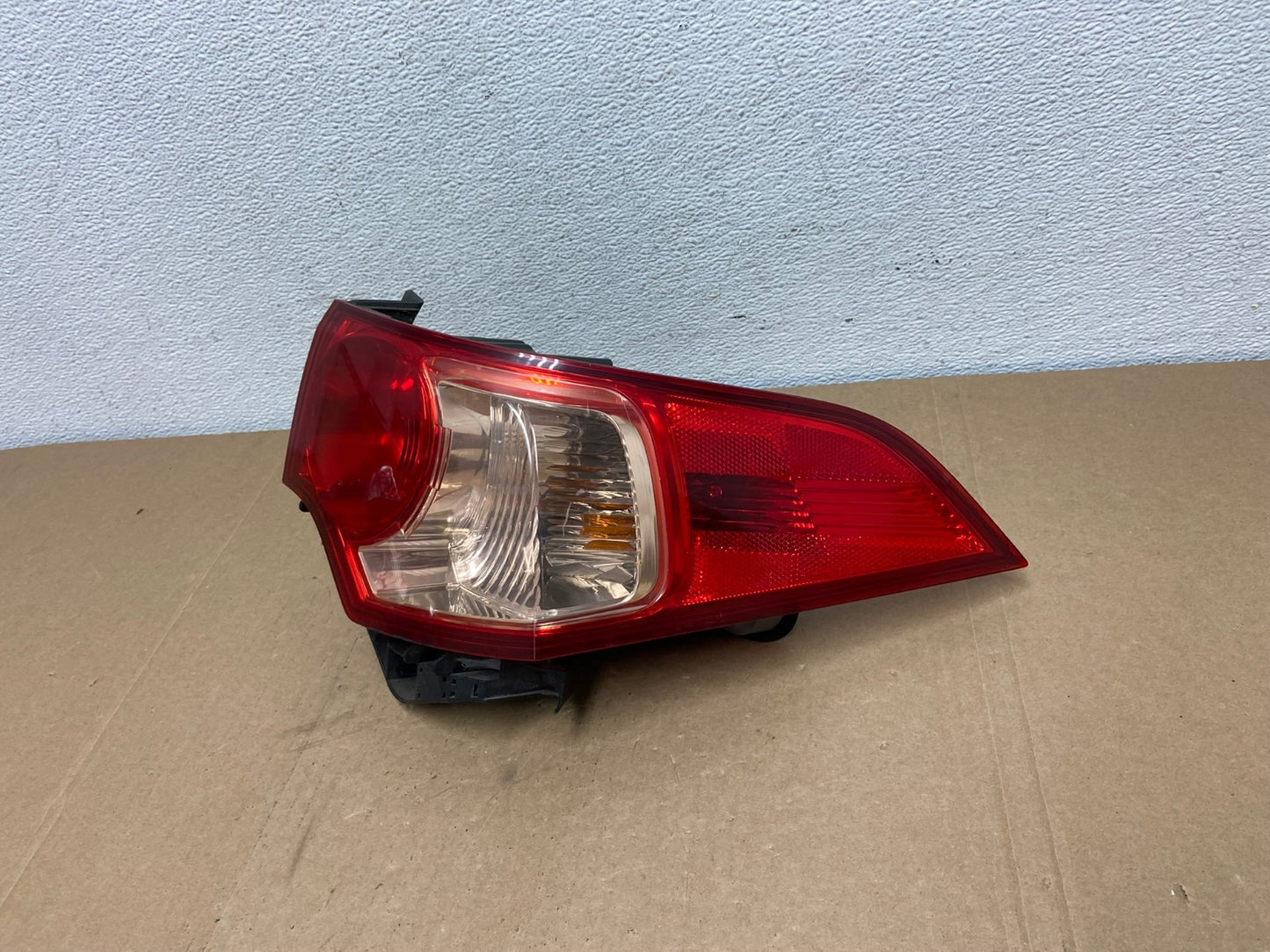 2009 2010 Acura Tsx Sedan Right Passenger Rh Side Tail Light AC5607 LK1