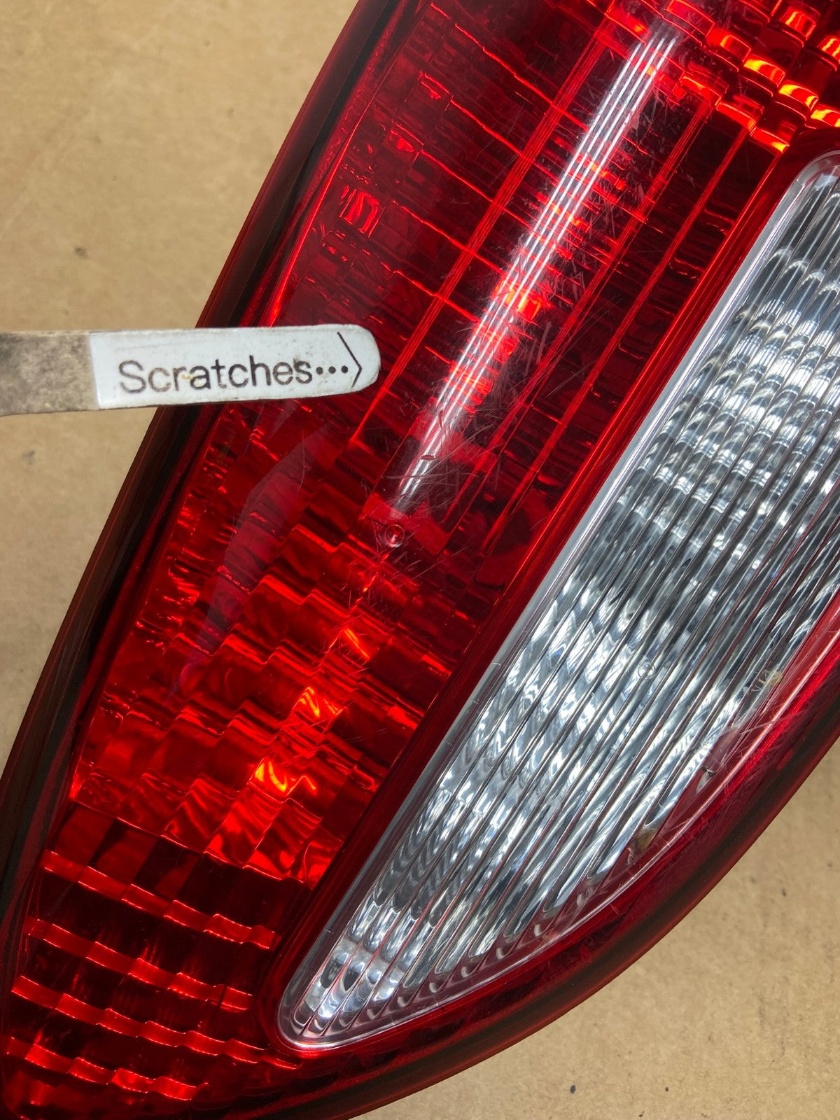 2006 2007 Subaru Tribeca B9 Right Passenger Side Tail Light Inner AE3071 LK3