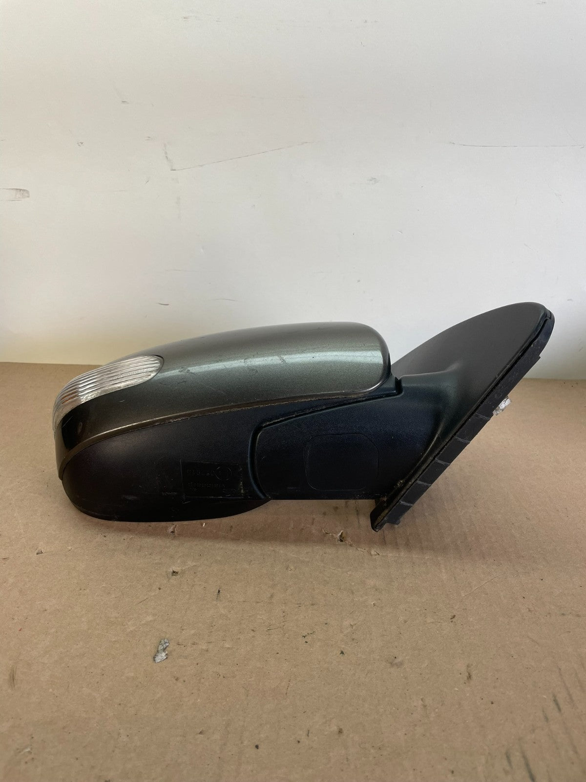 2010 to 2013 Kia Forte Sedan Right View Turn Signal Mirror AG2542 MS3