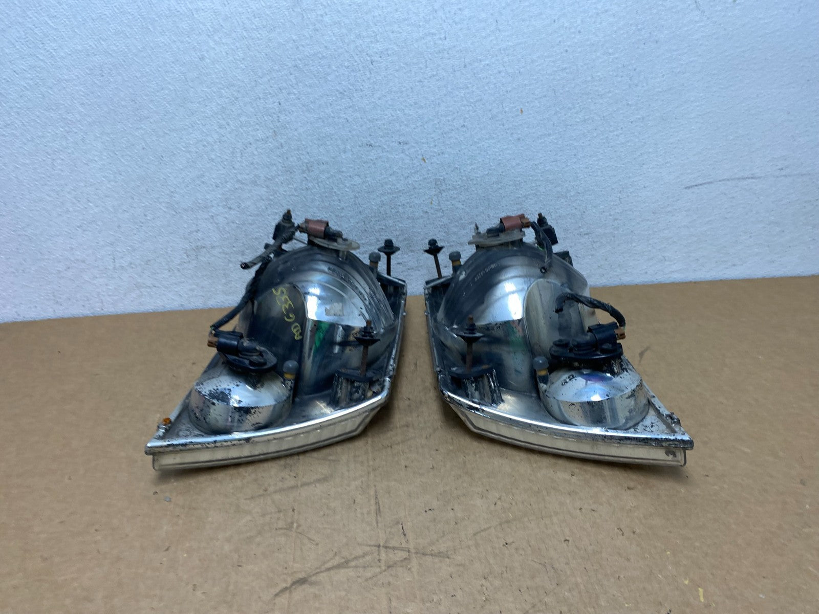 2006 2007 2008 2009 2010 Ford Explorer Left+Right Set Headlights AD6335 DG8
