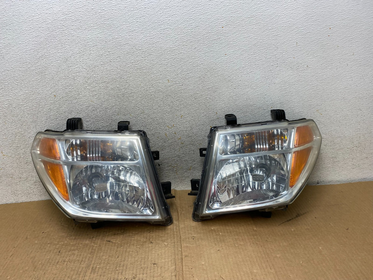 2005 2006 2007 Nissan Pathfinder Halogen Headlights Left+Right AI6714 DW0