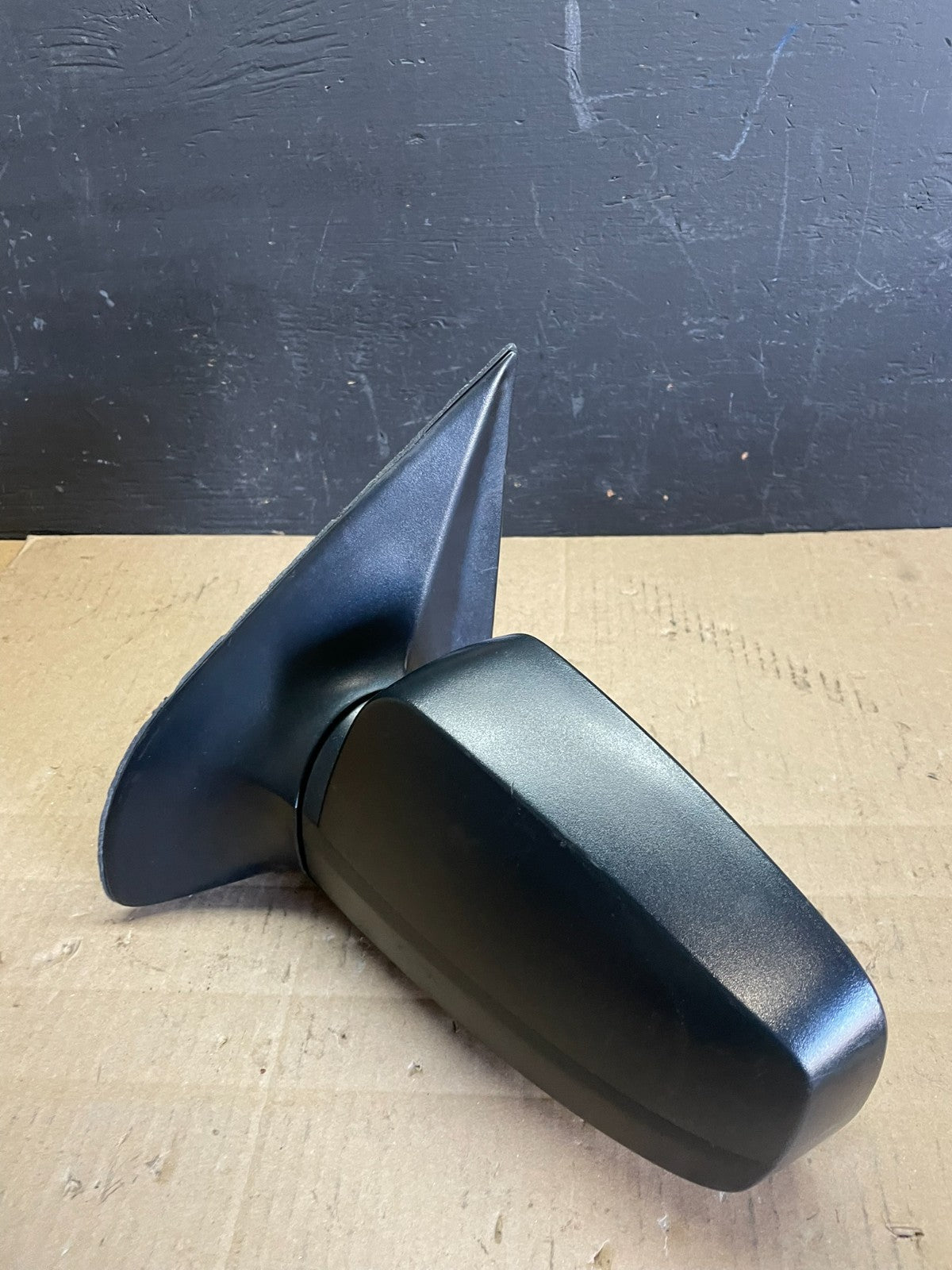 2003 to 2009 Kia Sorento Left Driver LH Door Mirror OEM AB7705 MS2