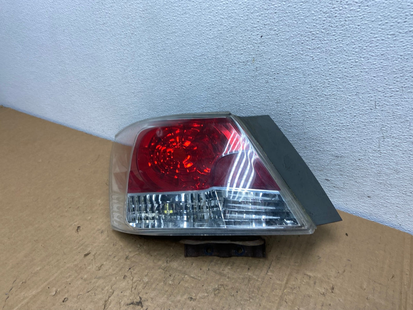 2008 to 2012 Honda Accord Sedan Tail light Left Driver LH Side AC8199 LK1