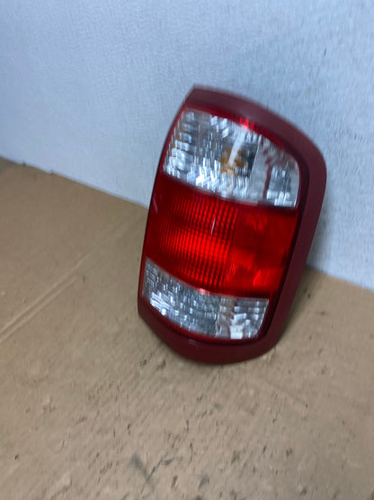 1999 to 2004 Nissan Pathfinder Right Passenger Rh Side Tail light AD3198 LK1