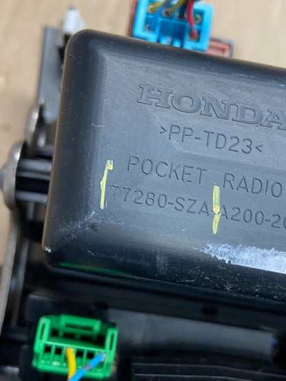 2009 to 2011 Honda Pilot AM FM CD Audio Radio Player Climate Control AD7139 DG5