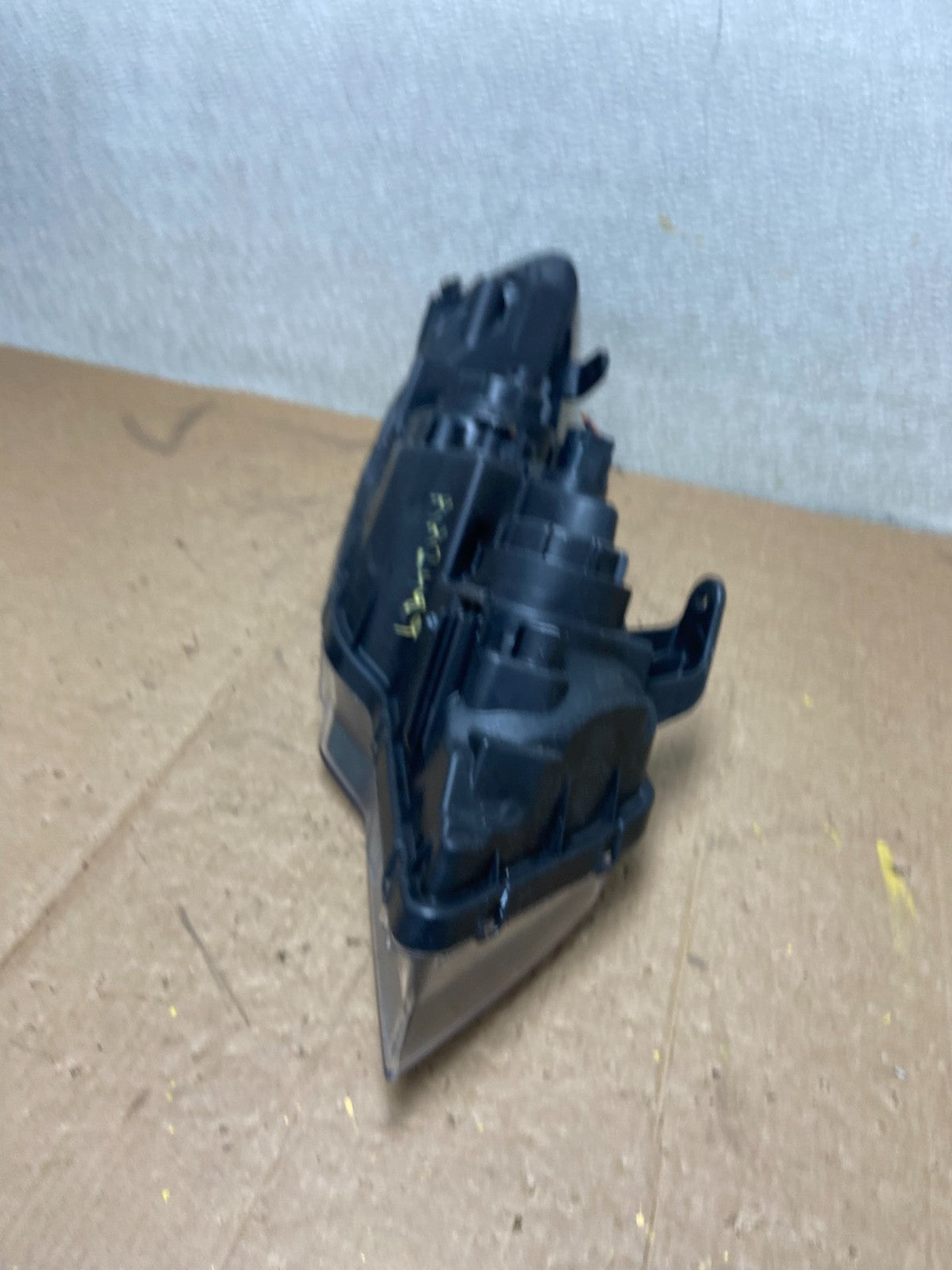 2010 2011 2012 Kia Forte Left Driver Side Headlight Halogen Oem AA24995