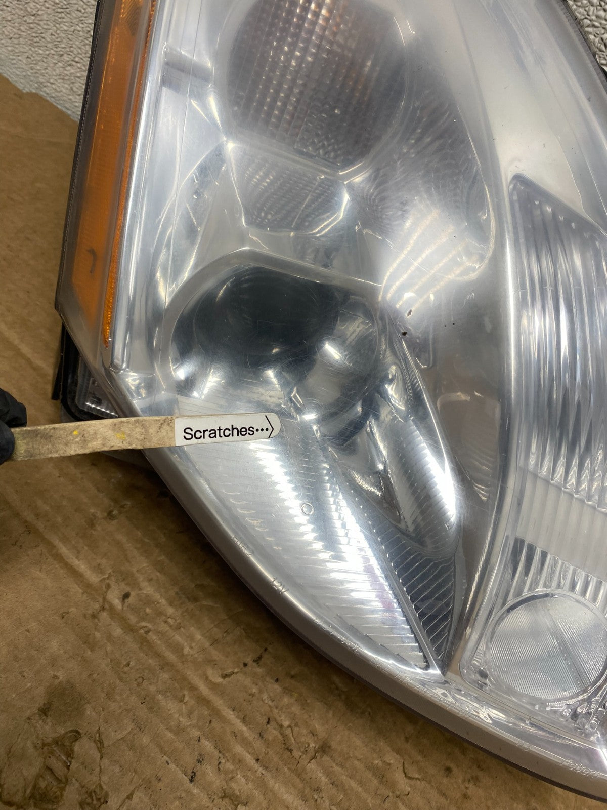 2004 2005 2006 Nissan Maxima Right Passenger Side Headlight Xenon HID Z2807 DW3