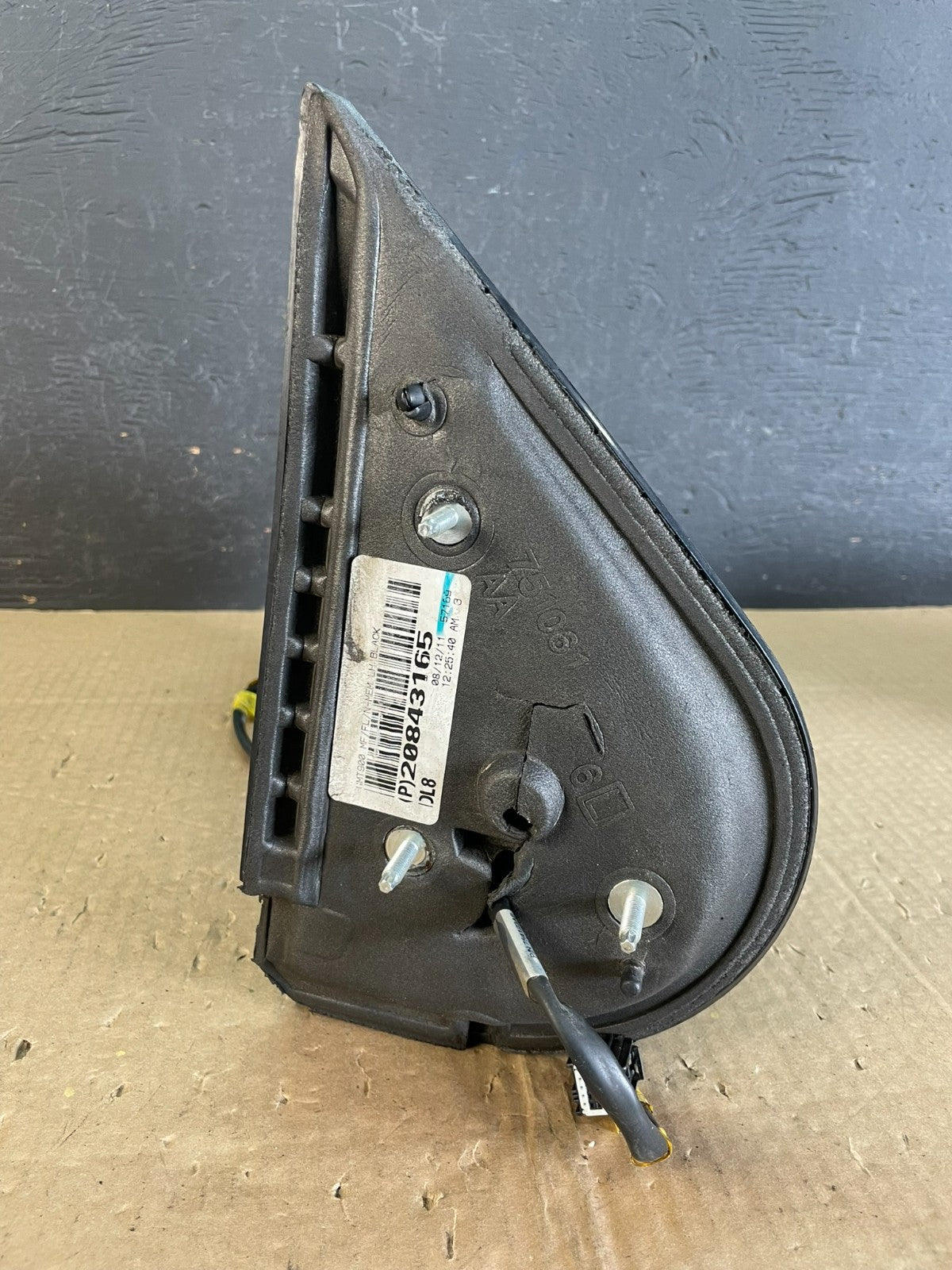 2010-2013 Chevrolet Tahoe Silverado Suburban Left Door Mirror AC9866 DW10