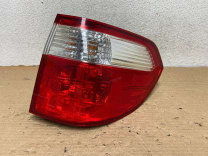 2005 2006 2007 Honda Odyssey Right Passenger RH Side Tail Light AG8336 LK0