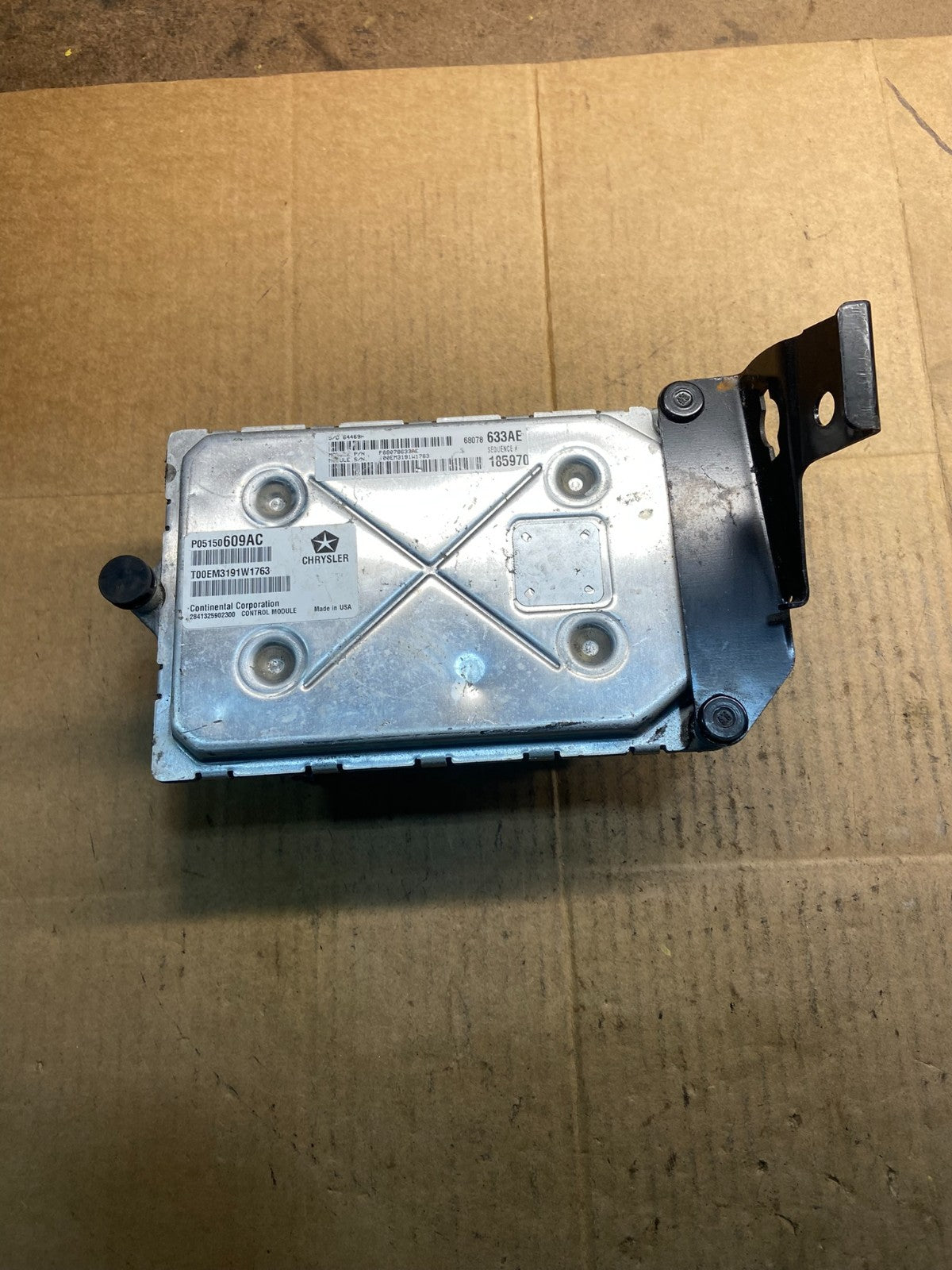 2012 Dodge Charger Chrysler Engine Control ECU ECM P68078633AE y3927 DG3