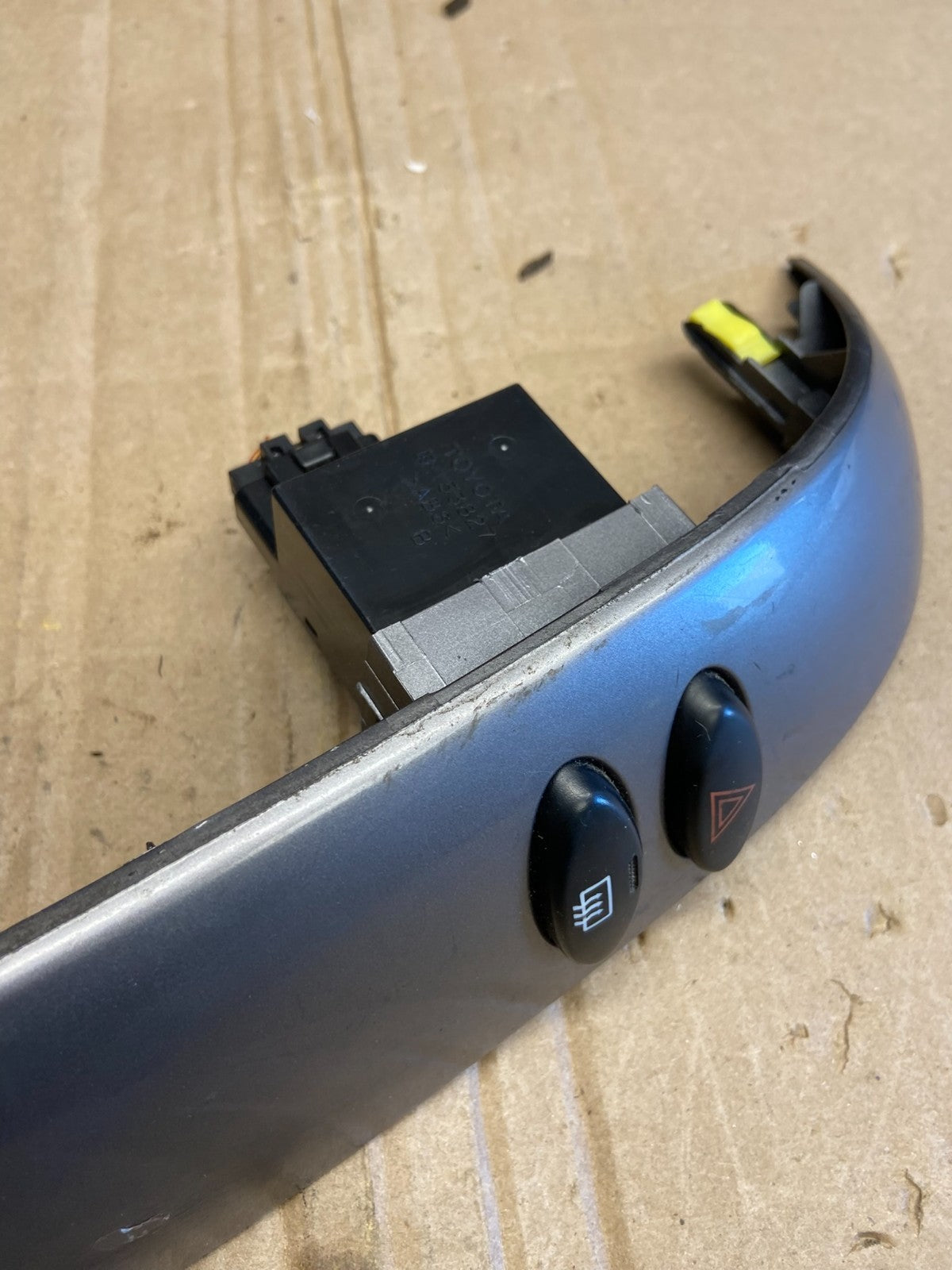 2004 to 2010 Toyota Sienna Left Side Climate Switches Bezel Trim OEM AB8863 DG1