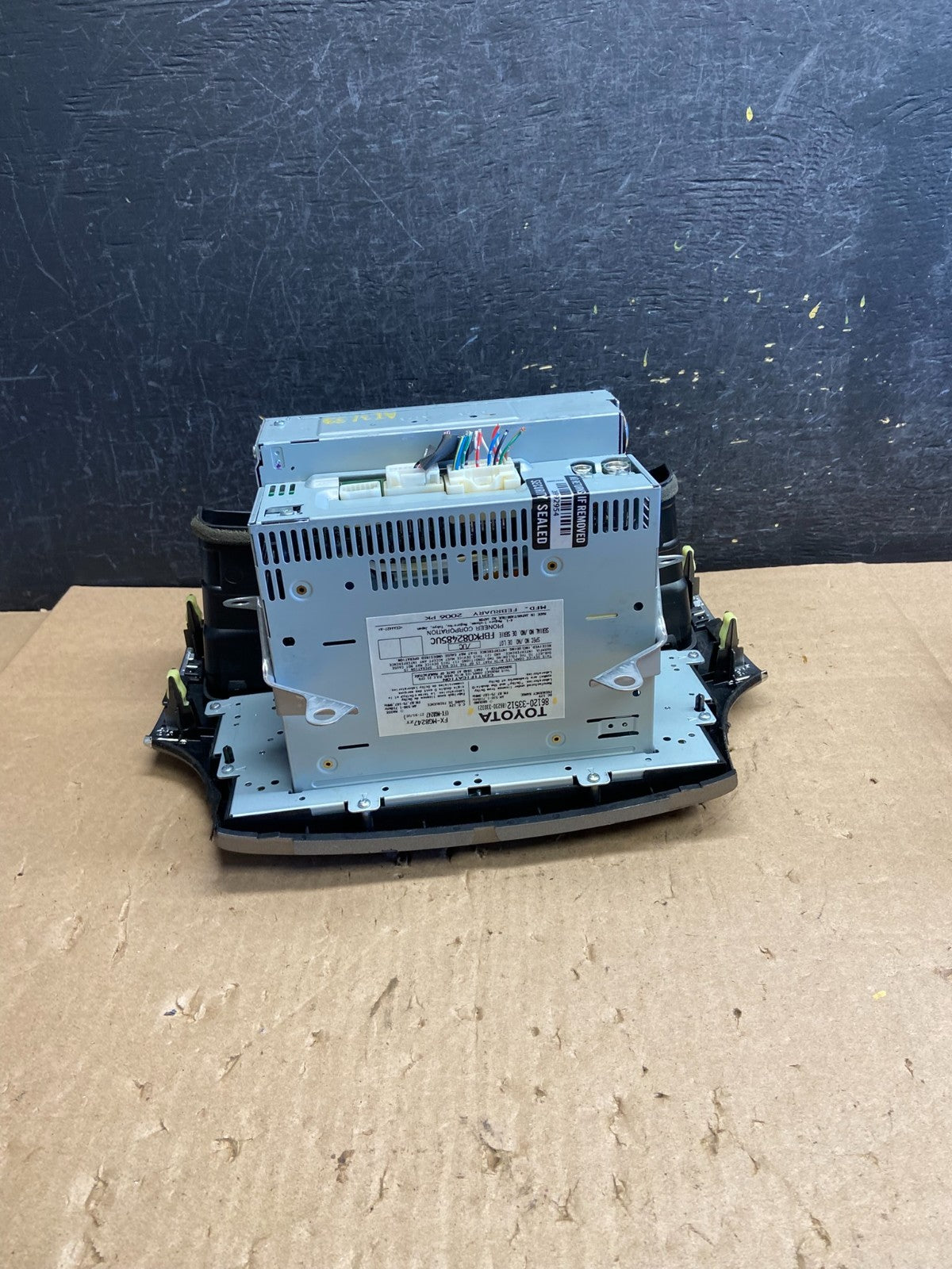 2002-2006 Lexus ES330 Es300 Radio Receiver Tape CD Air Vent Bezel AI3133 DG4