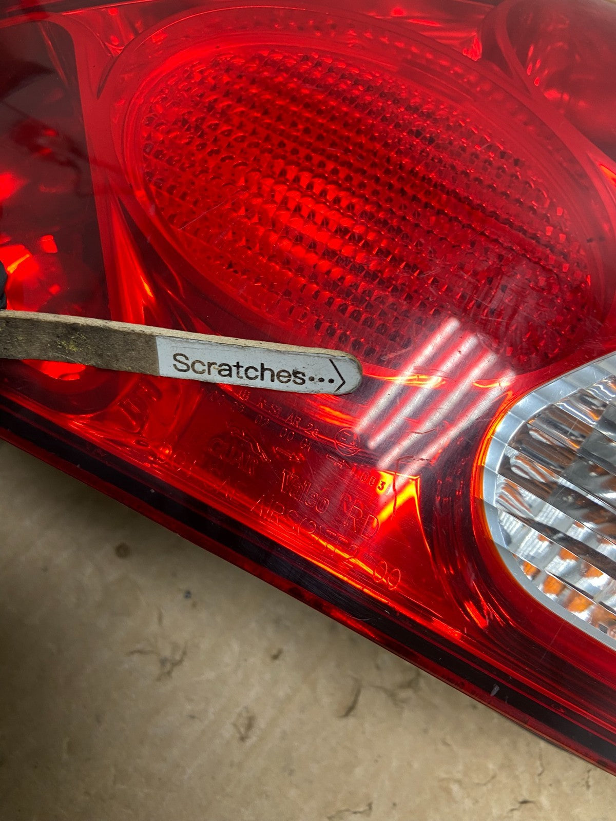 2001 to 2008 Jaguar X-Type Right Passenger RH Side Tail Light AF8112 DW3