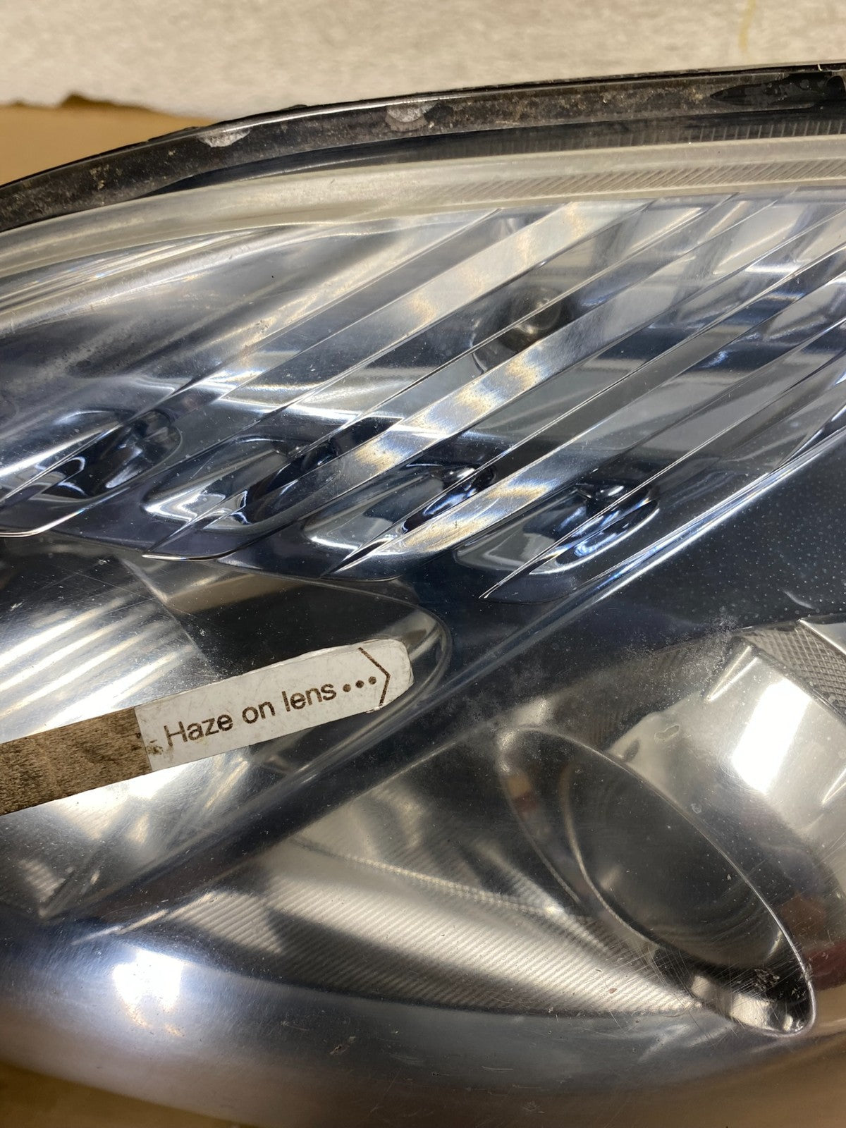 2010 - 2011 Toyota Prius Left Driver LH Blue Halogen Headlight AG9336 DW4