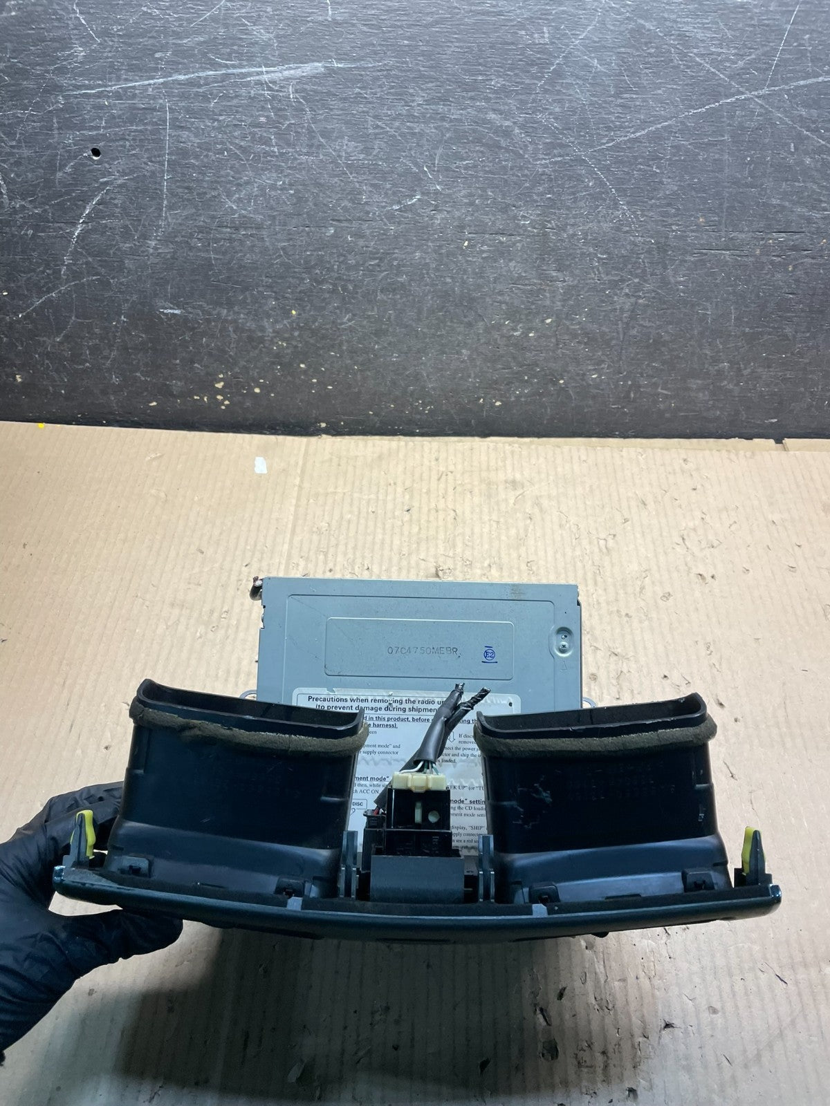2002-2006 Lexus ES330 Es300 Radio Receiver Tape CD Air Vent Bezel OEM X0866 DG8