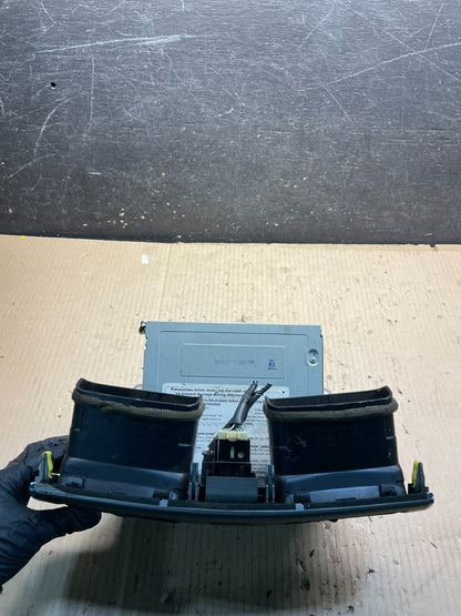2002-2006 Lexus ES330 Es300 Radio Receiver Tape CD Air Vent Bezel OEM X0866 DG8