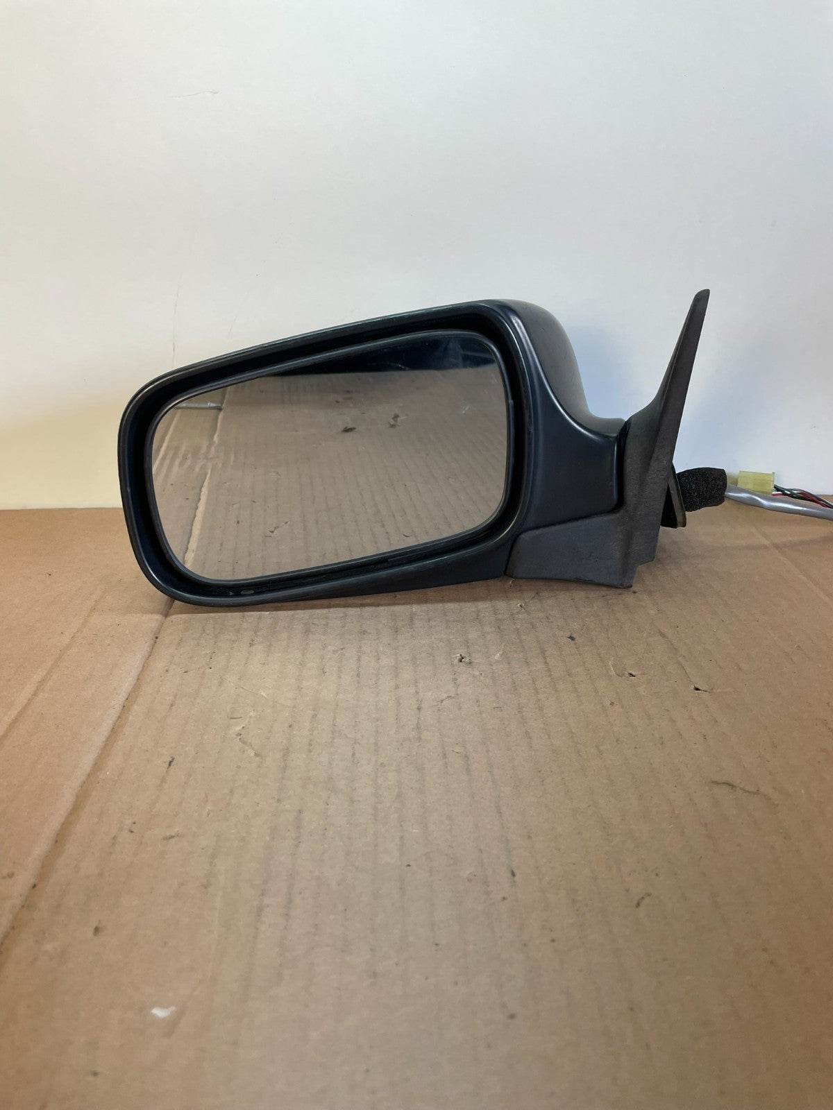 2004 to 2008 Subaru Forester Left Driver LH Side View Power Mirror AG7750 DW7
