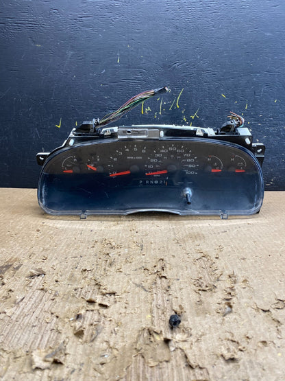 2006 Ford E350 Gauge Speedometer Cluster OEM z9858 DG0