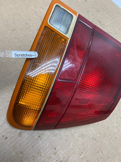 1997-1999 Saturn SL SL1 Sedan Right Passenger RH Side Tail Light OEM AC1474 LK3