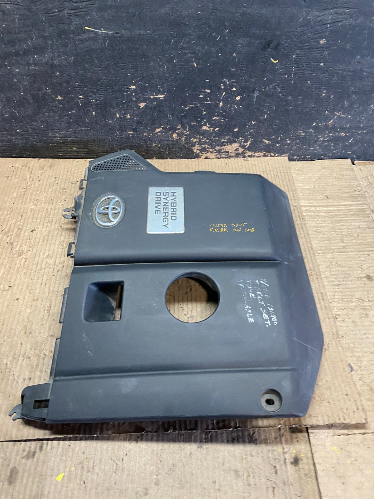 2006 to 2007 Toyota Highlander Hybrid Engine Motor Top Front Cover w6250  DG2