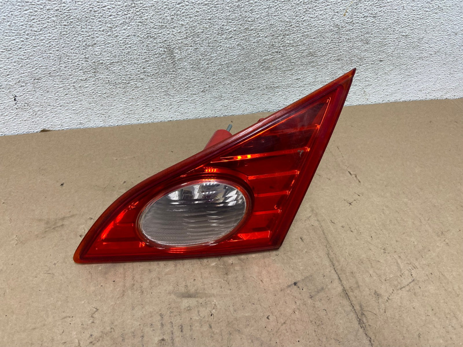 2009 2010 Nissan Murano Right Passenger Rh Side Inner Tail Light AG4688 LK0