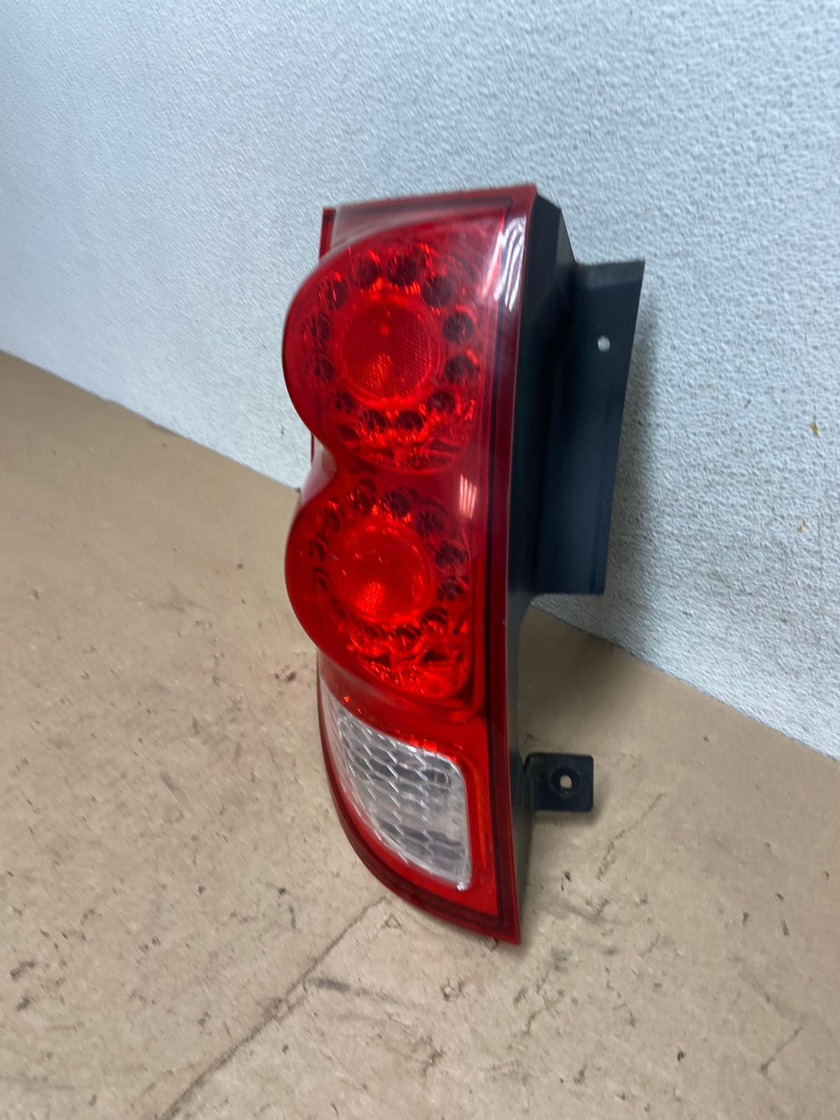 2011 to 2018 Dodge Grand Caravan Left Driver Tail Light Led AG5691 LK1