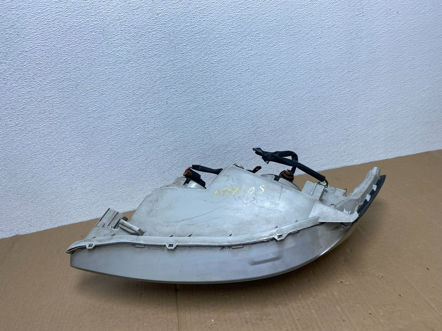 2002 to 2004 Toyota Camry Halogen Headlight Right Passenger Rh OEM AB8105 DW7