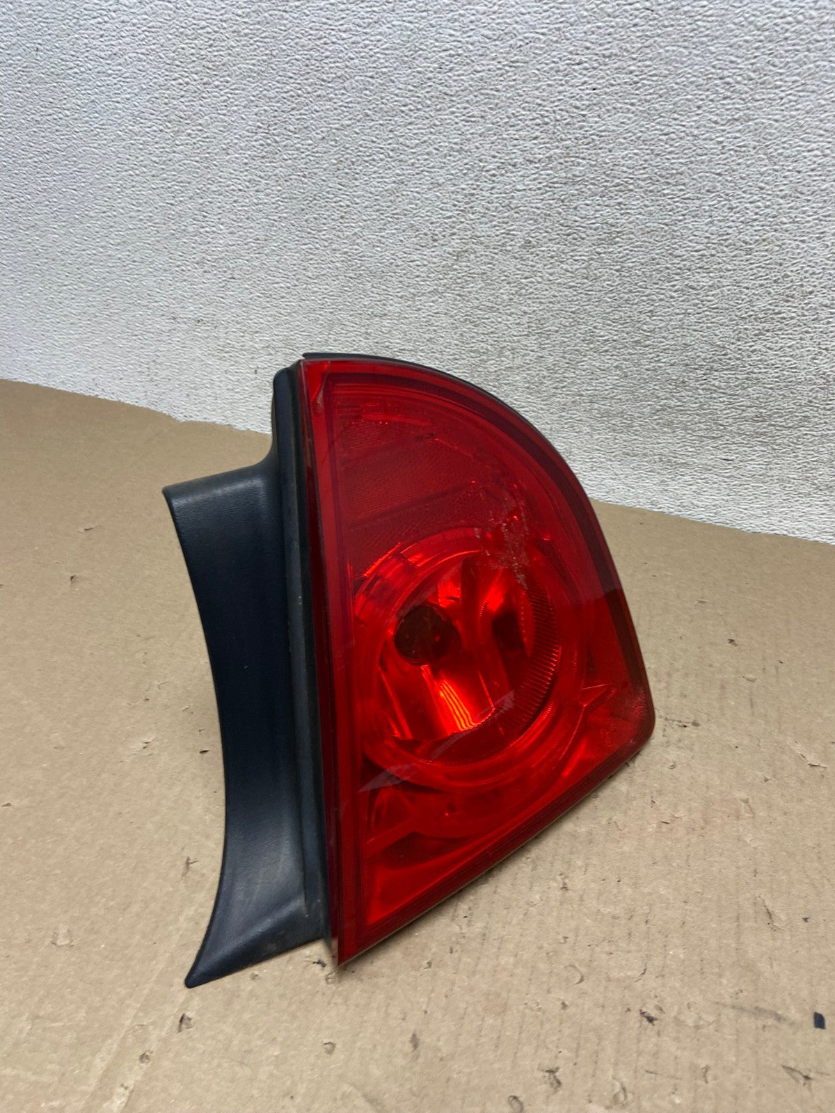 2008 2012 Chevrolet Malibu Right Passenger RH Side Tail Light AG6927 LK2