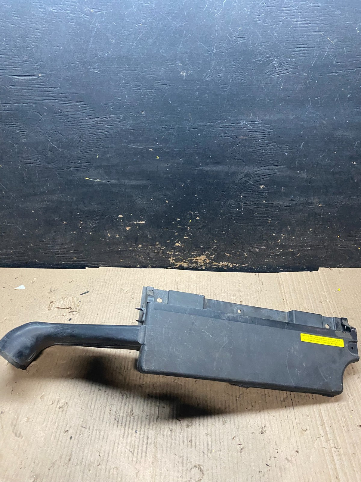 2003 to 2007 Nissan Murano Upper Air Intake Duct V3984 DG0