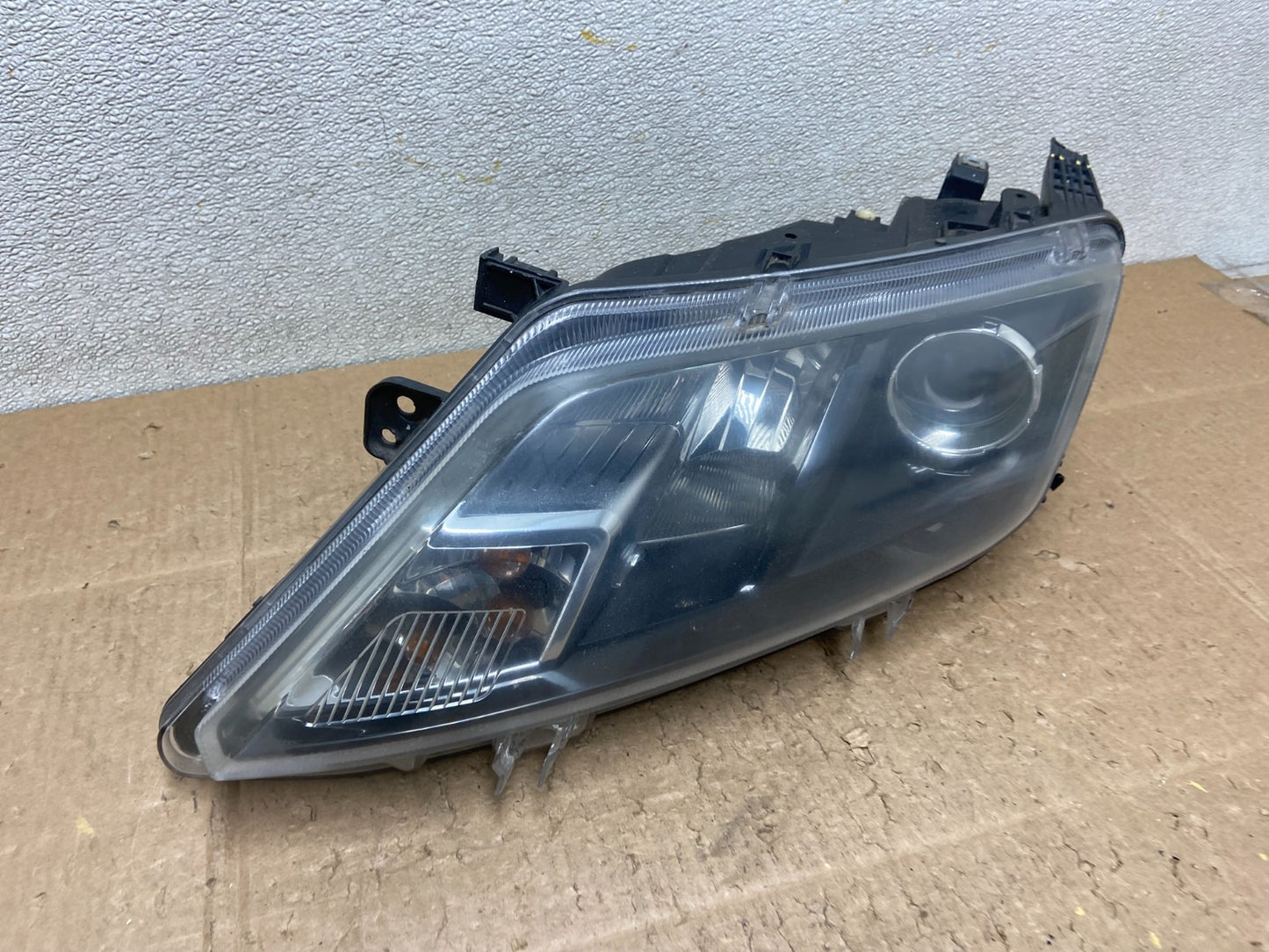 2010 2011 2012 Ford Fusion Left Driver LH Side Headlight Halogen Z0993 DW2
