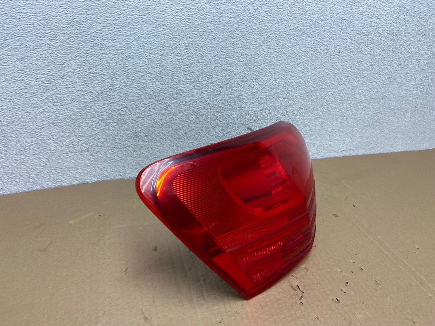 2008 to 2015 Nissan Rogue Left Driver Lh Side Tail Light OEM AC3791 LK2