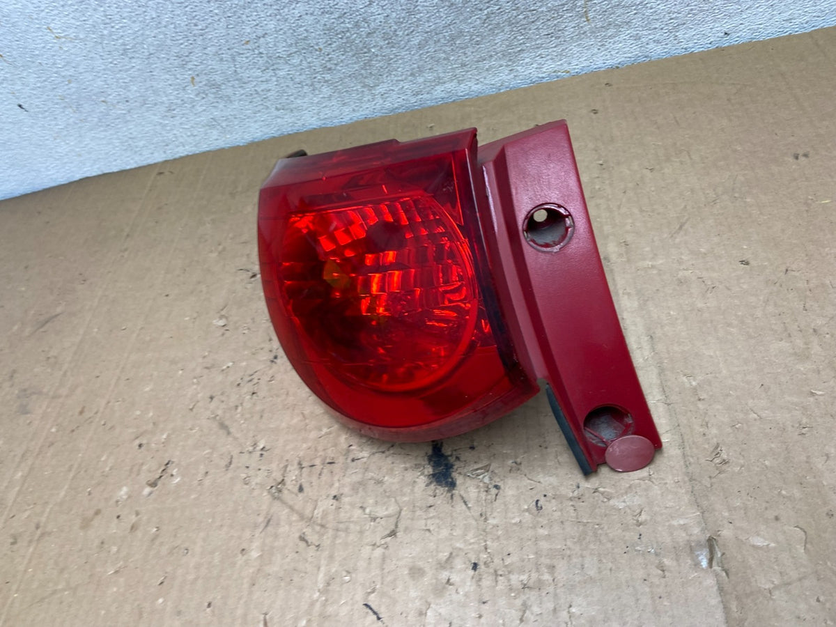 2009 2010 2011 2012 Chevrolet Traverse Left Driver LH Tail Light AI9263 LK1